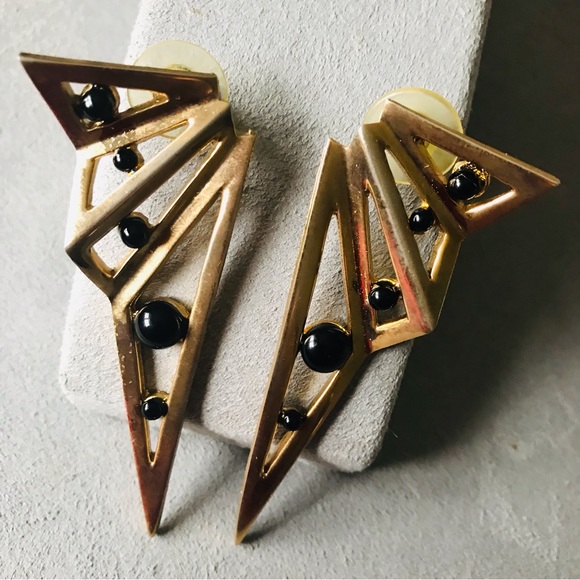 Vintage MCM Costume Gold Tone & Black Triangle Geometric Shape Post Earrings - Picture 7 of 11